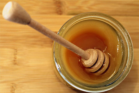 сделать кристаллизованный мёд жидким