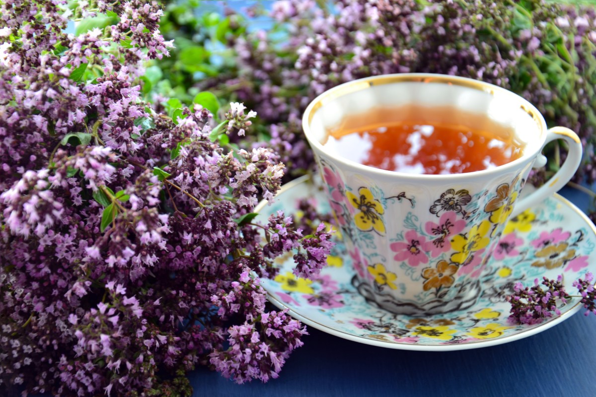 ожно добавлять цветки лаванды непосредственно при заваривании любимого привычного черного сорта чая